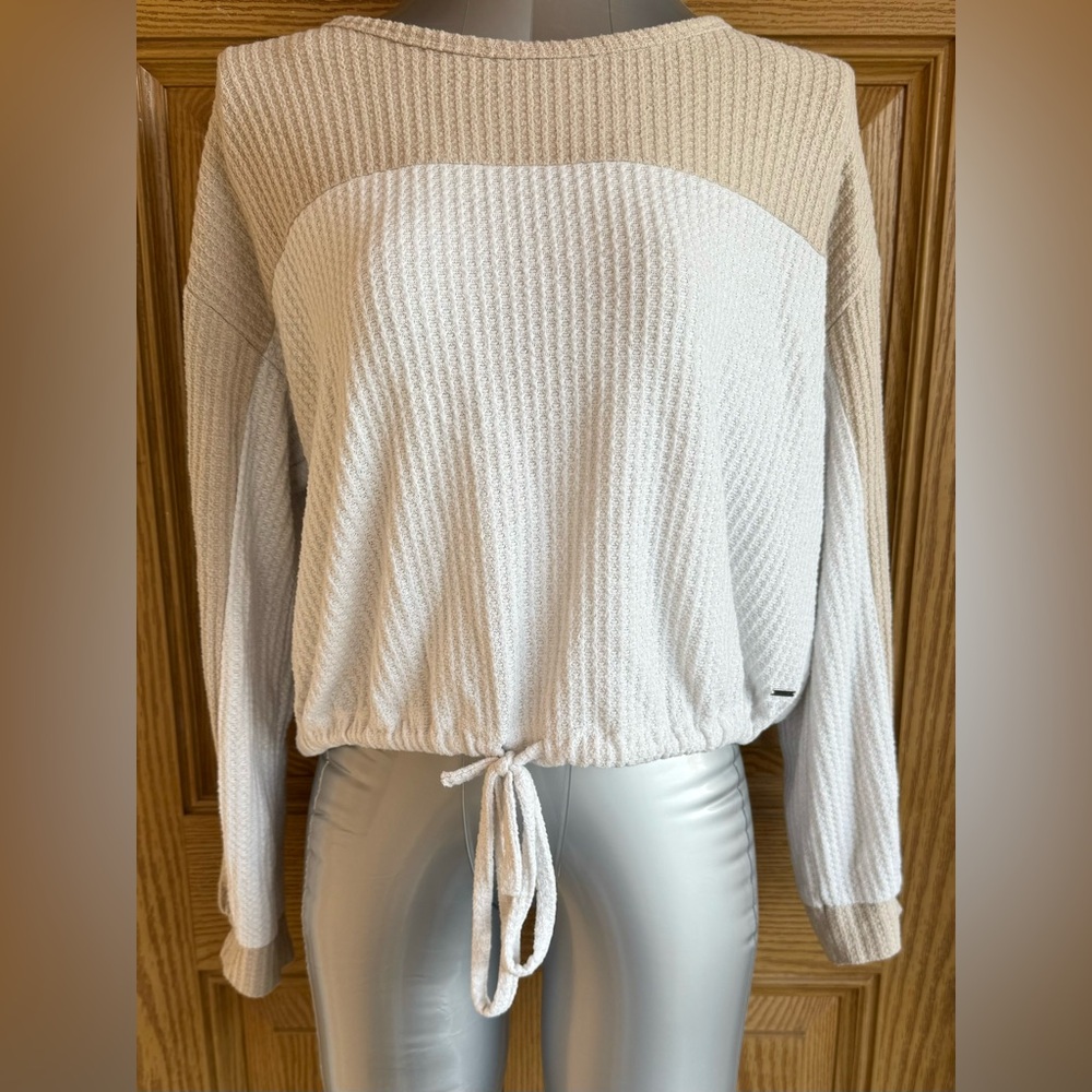 Hollister cream and white sweater